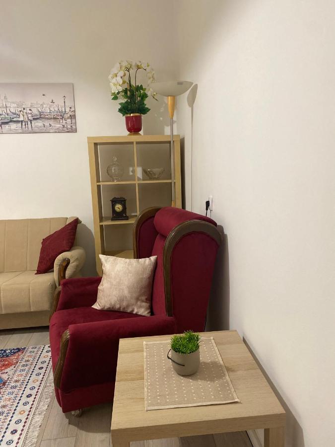 Dolce Apartman Podgorica Esterno foto