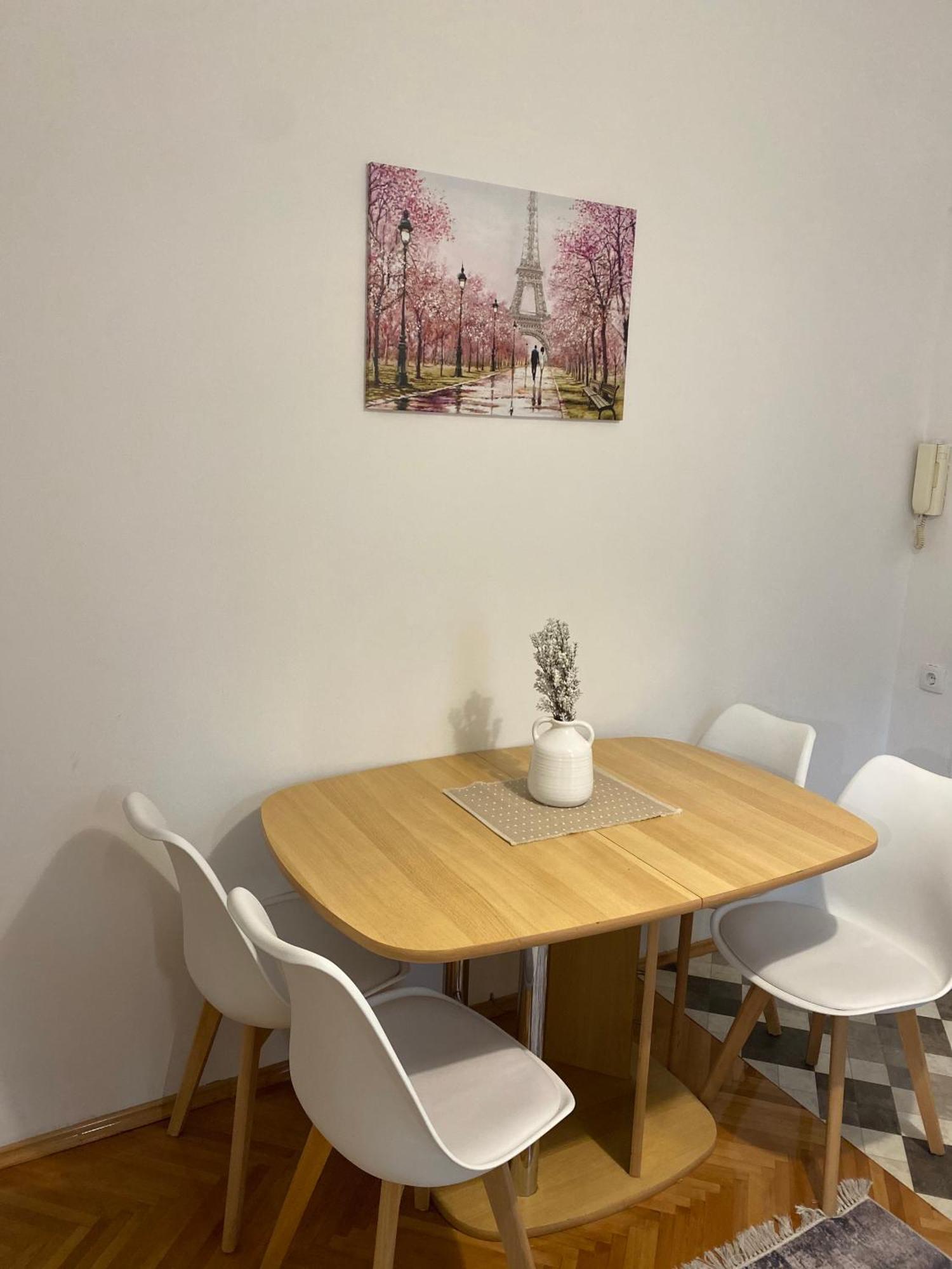 Dolce Apartman Podgorica Esterno foto